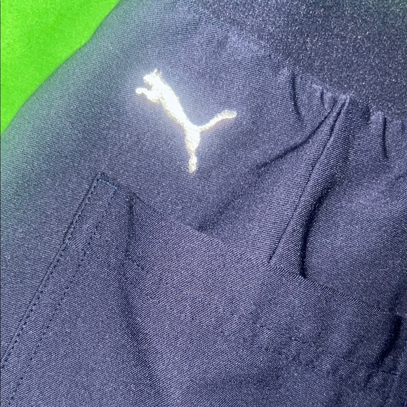 Puma Women's Navy Blue Stretch Golf Shorts size Small - Picture 5 of 12